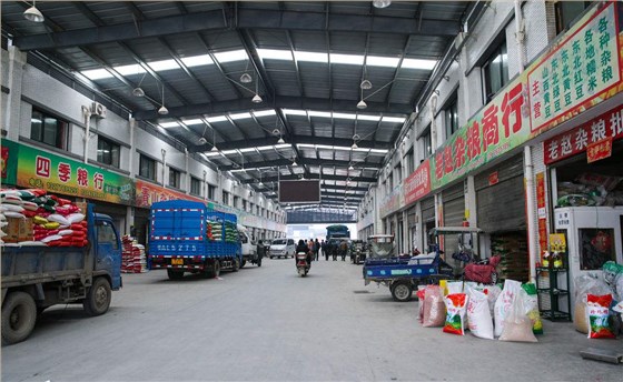 農貿批發市場能用駕駛式掃地車嗎