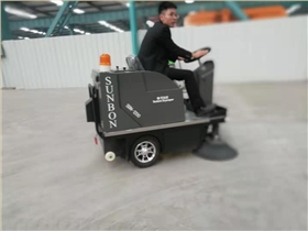 新能源駕駛式電動掃地車前景如何