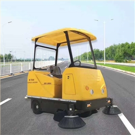 掃地車廠家教您如何選擇電動掃地車