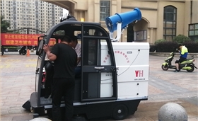 安徽宣城某保潔公司采購電動掃地車進行小區保潔
