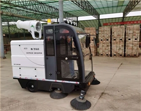 物流倉庫使用掃地機(jī)效果怎么樣 物流倉庫使用掃地機(jī)效果怎么樣