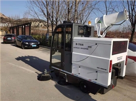 電動廣場清掃車