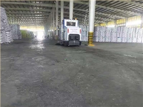 河南某化肥廠采購2000A電動掃地車 河南某化肥廠采購2000A電動掃地車