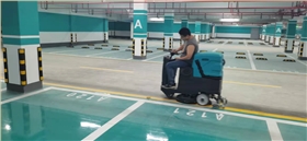 機(jī)場(chǎng)選擇什么類型的洗地機(jī)