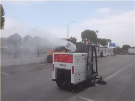 小型工業清掃車對使用和操作有要求嗎？