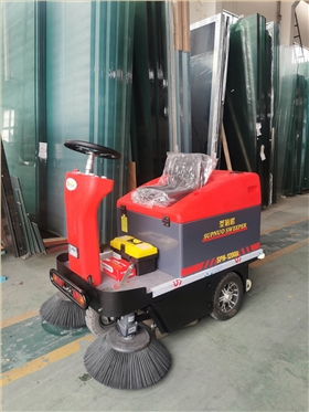 高效節能！駕駛式電動掃地機助力環衛企業和工廠清潔作業