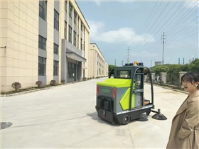 小區清潔無憂,電動掃地車解決招聘難題 小區清潔無憂,電動掃地車解決招聘難題