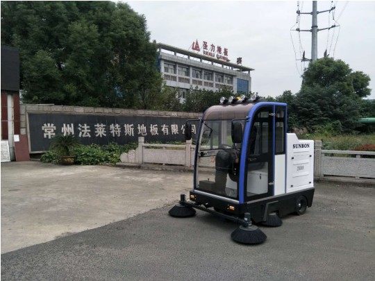 電動掃地車的日常保養