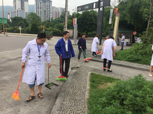 醫(yī)院用電動(dòng)掃地車(chē)的好處有哪些 