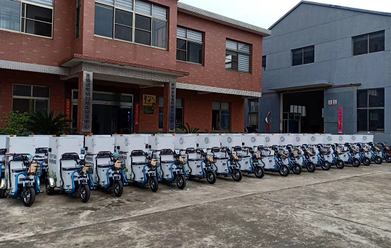 圣倍諾電動吸塵車車助力贛州環衛，打造&ldquo;美麗贛州&rdquo;！