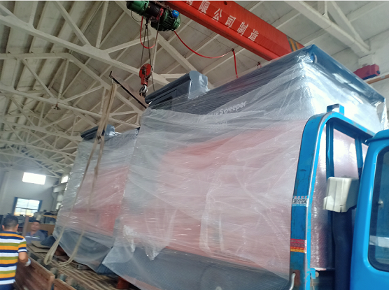 河北保定安新縣醫(yī)院采購圣倍諾2000B駕駛式電動掃地車