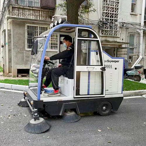 電動駕駛式掃地機 電動駕駛式掃地機