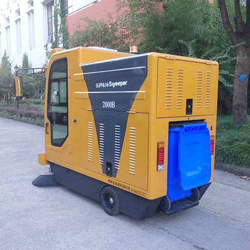 環衛部門都在用電動清掃車搞衛生 環衛部門都在用電動清掃車搞衛生