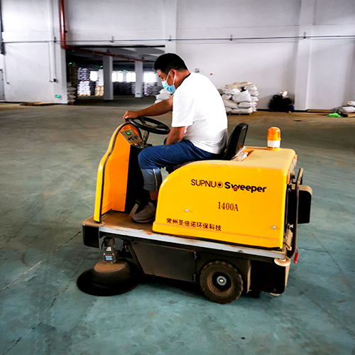物業公司使用電動掃地車有什么優勢? 物業公司使用電動掃地車有什么優勢?