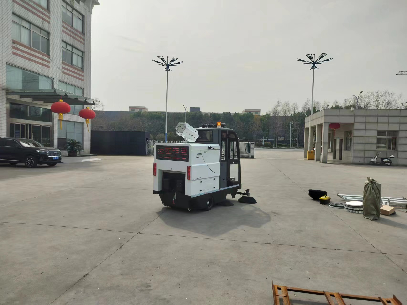 市政部門使用的電動清掃車清潔效果好嗎? 市政部門使用的電動清掃車清潔效果好嗎?