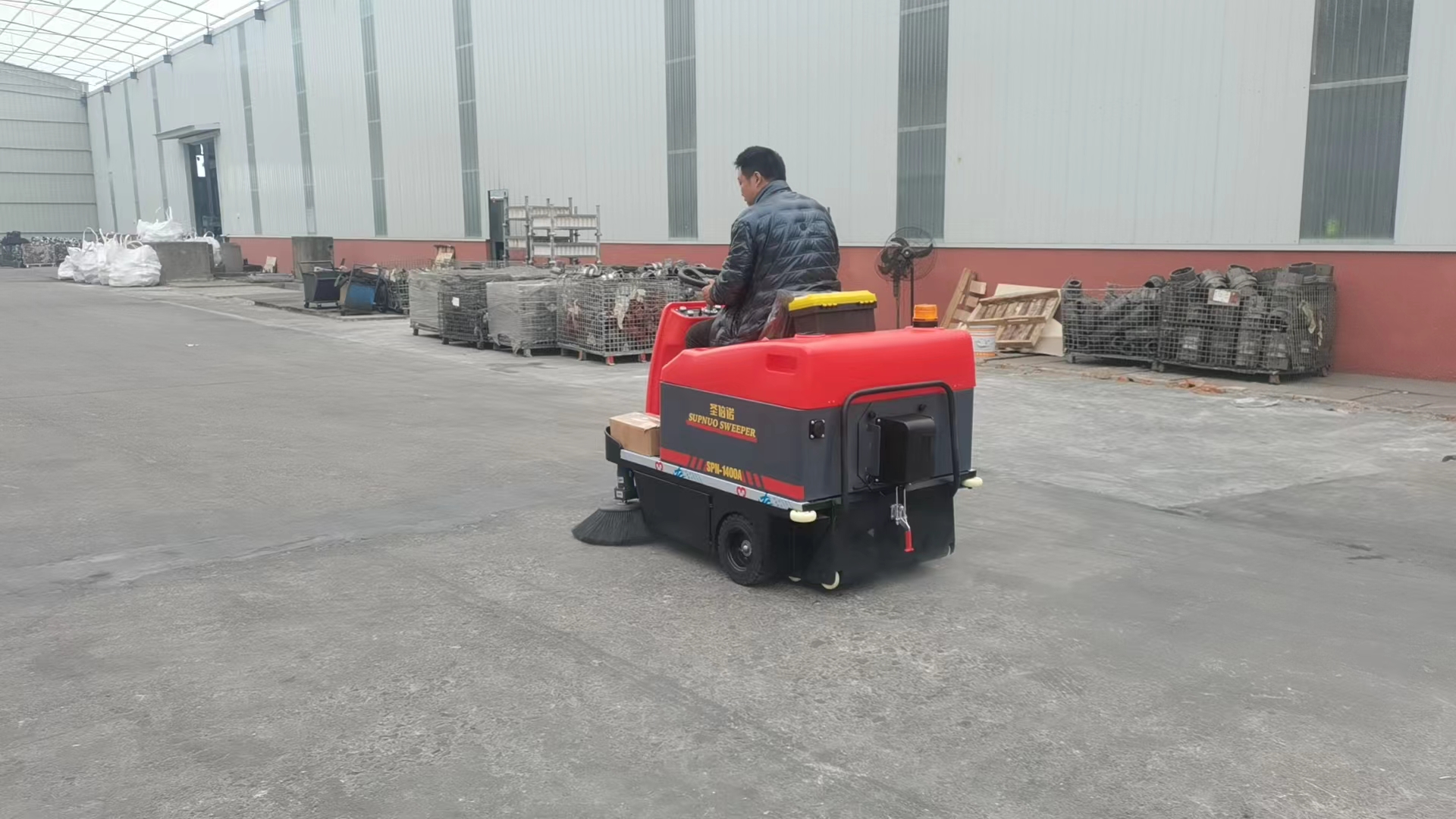 電動掃地車可以清掃車間中的哪些區域 電動掃地車可以清掃車間中的哪些區域