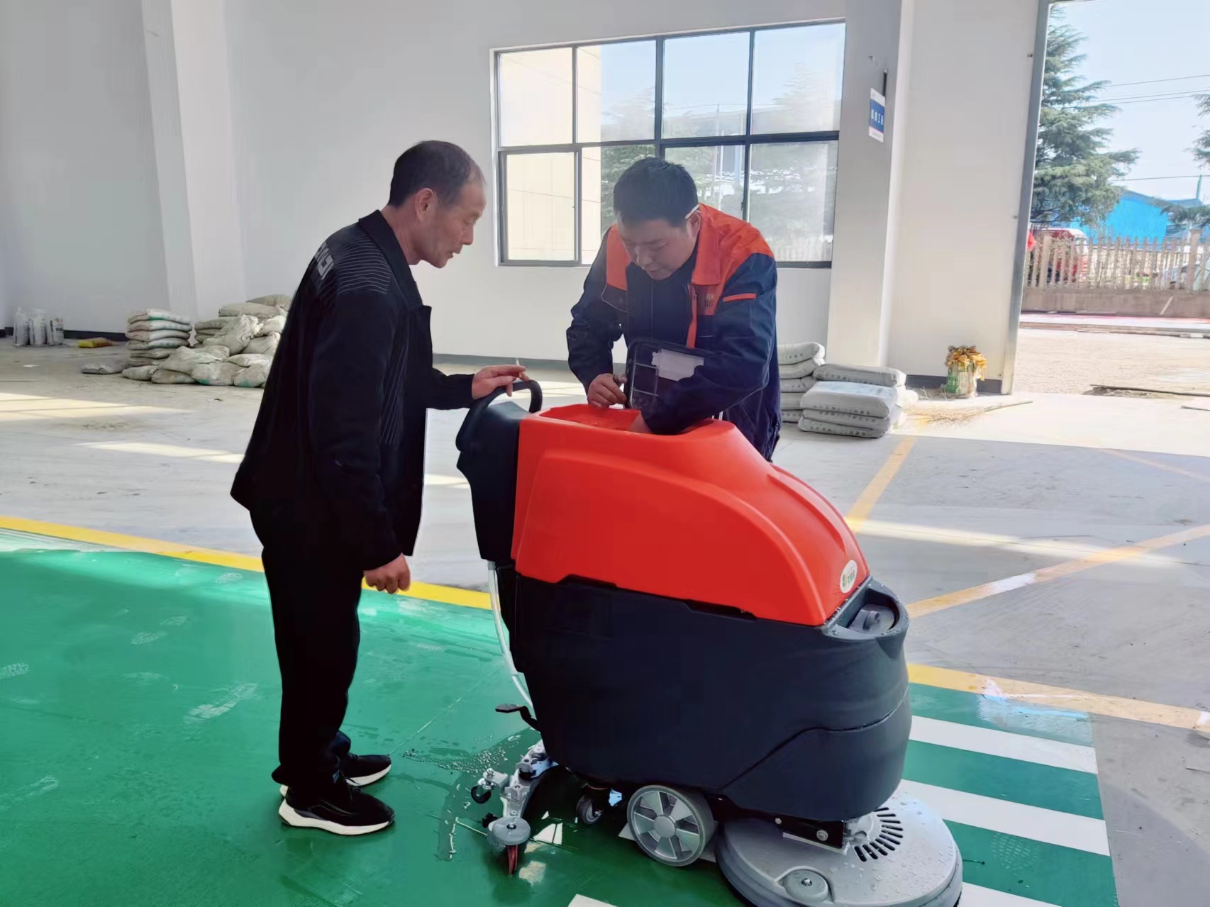 物業清掃車:提高環境衛生質量,降低勞動力成本 物業清掃車:提高環境衛生質量,降低勞動力成本