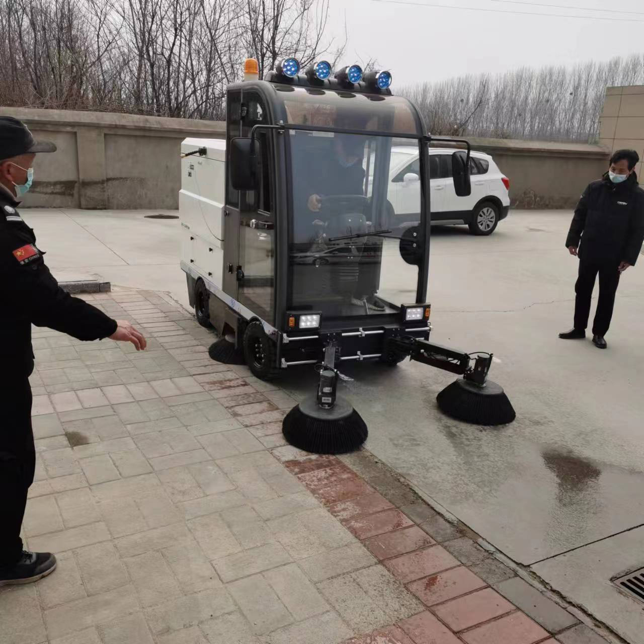 高效清掃車,城市道路清潔新選擇 高效清掃車,城市道路清潔新選擇