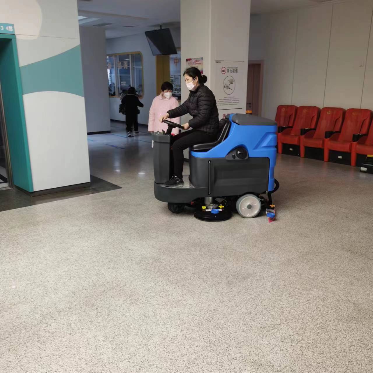 工廠洗地機助力多個行業的清潔革命 工廠洗地機助力多個行業的清潔革命