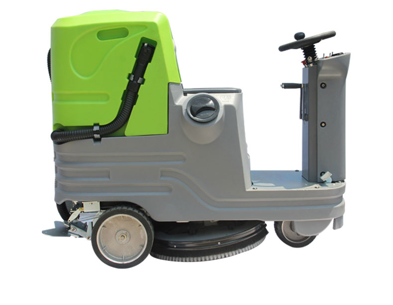 河北某紙箱設備廠咨詢采購駕駛式洗地機